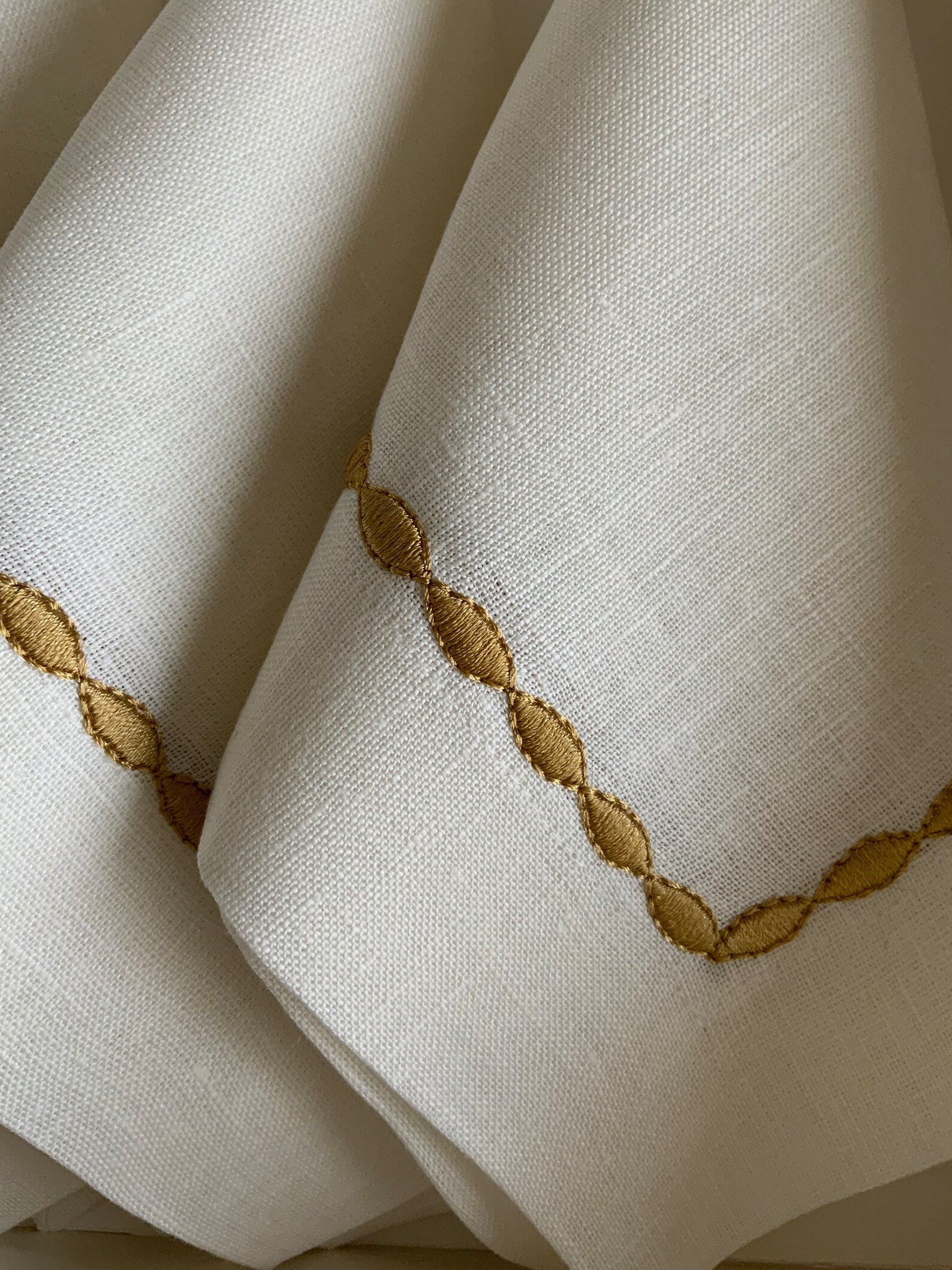 Gold Chain Linen Napkin Set