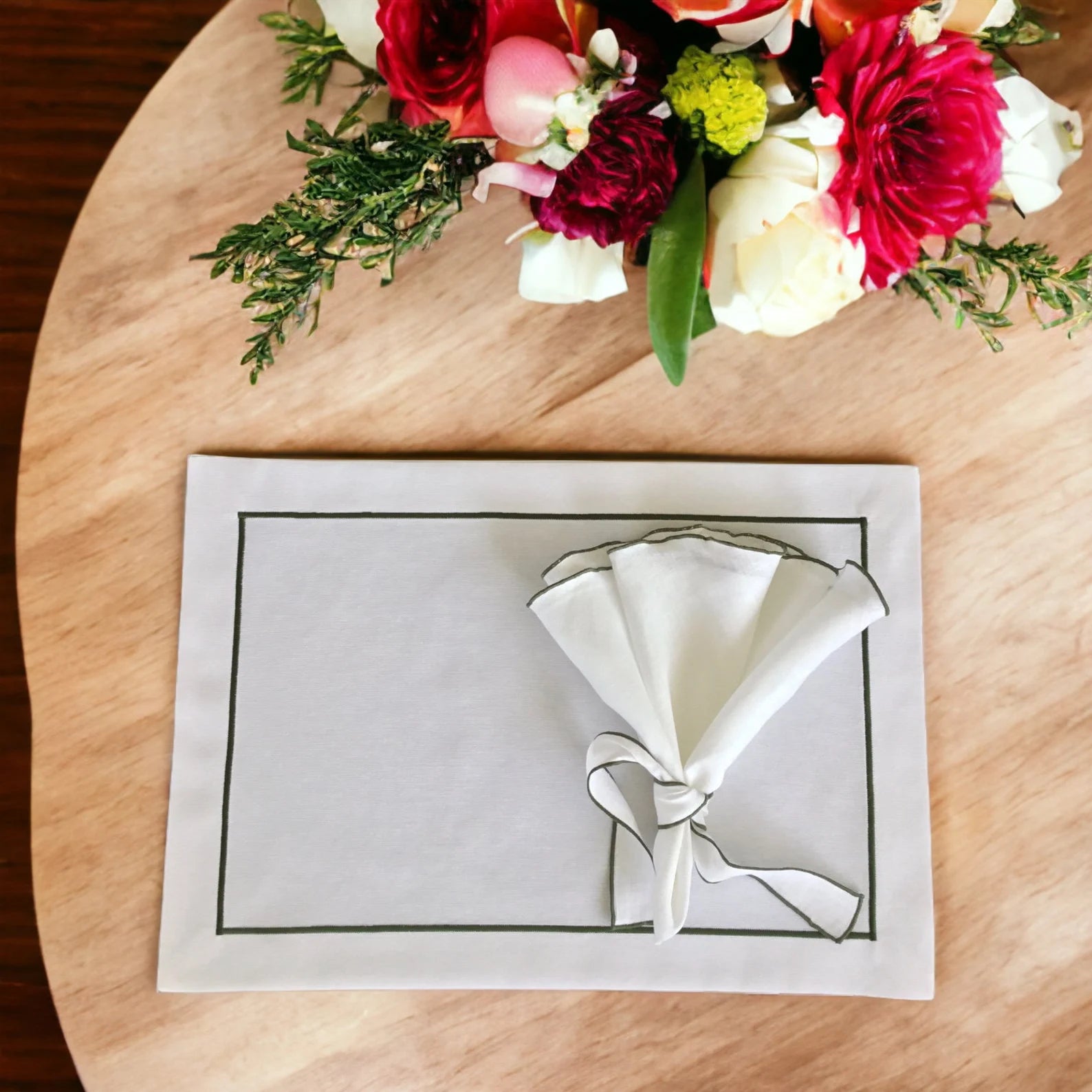 greenembroideredlinenplacematandnapkinset.webp