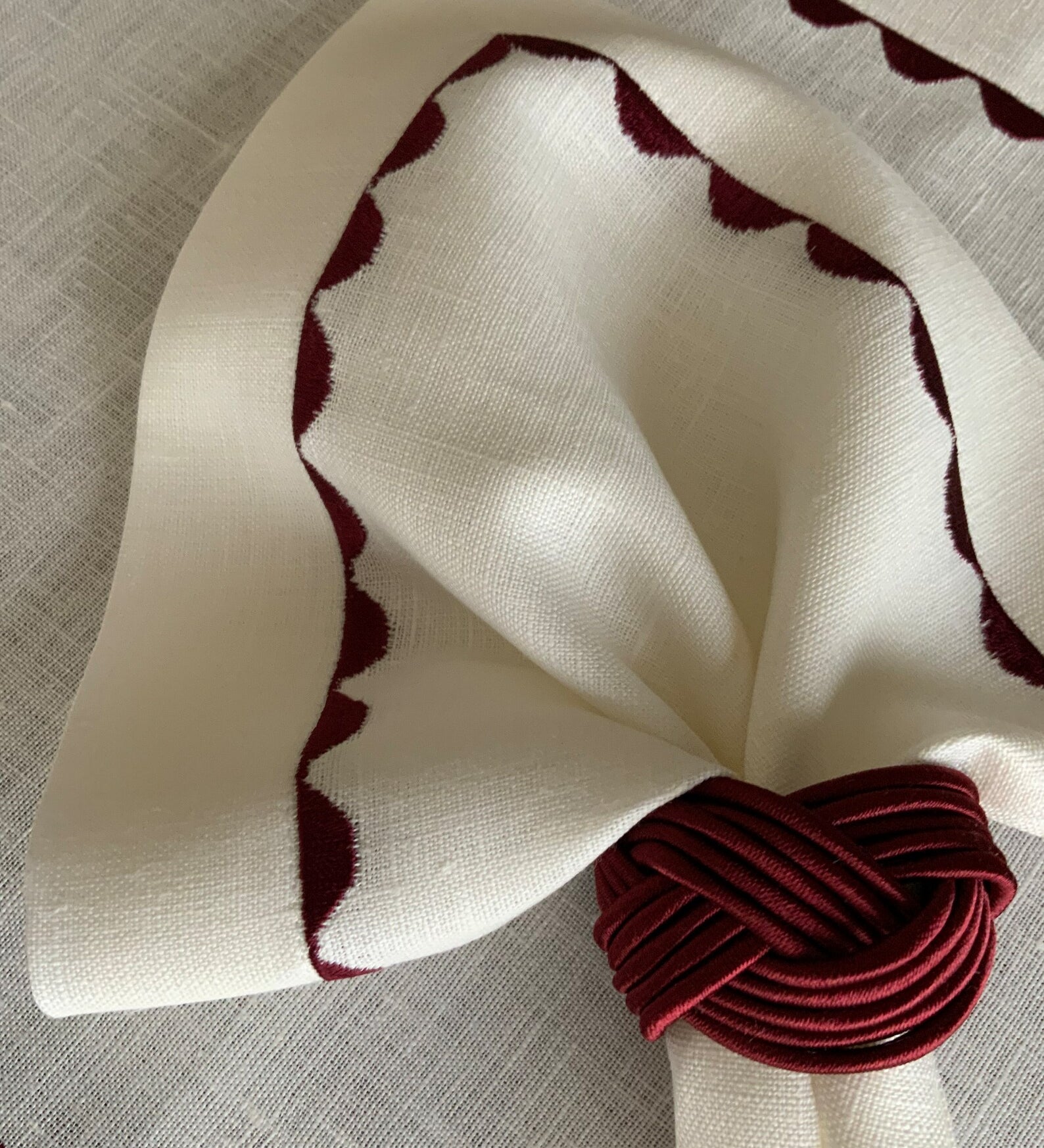 placematnapkinsetburgundyembroidery5.jpg