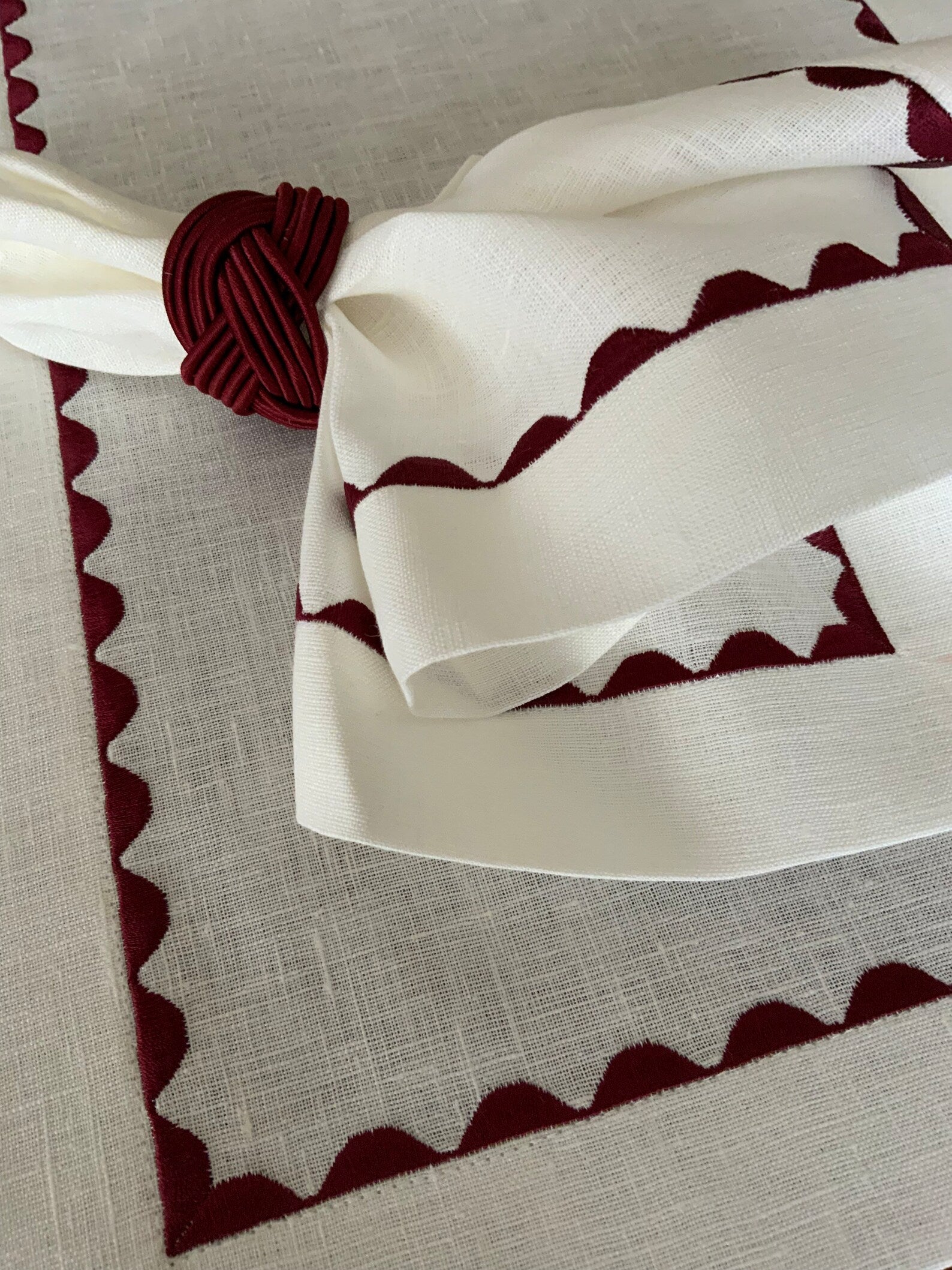 Burgundy Embroidery Placemat and Napkin Set